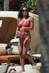 Alex Morgan And Sydney Leroux Bikini On A Beach Hawaii