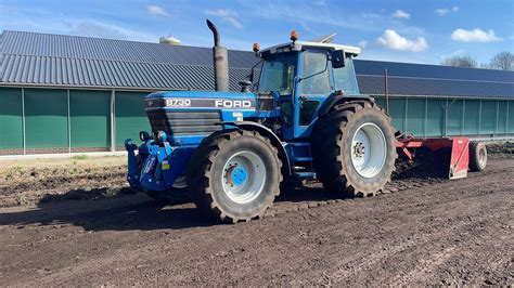 Ford 8730 Powershift aan het kilveren | Trekkerweb.nl ...