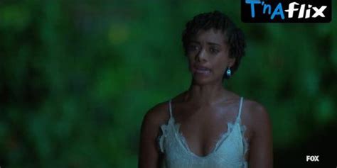 Maria Gabriela Gonzalez Bikini Scene In Fantasy Island Tnaflix