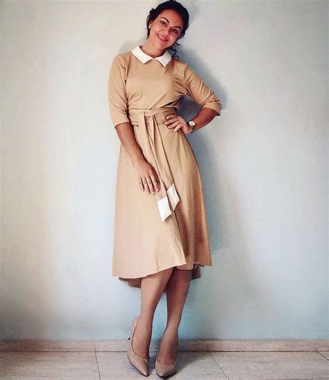 Maricarvalho Vestido Nude Maneiras De Usar Essa Pe A Elegante E Vers Til