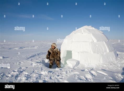Inuit Igloo Stockfotos und -bilder Kaufen - Alamy