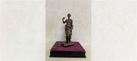 Статуэтка фемиды из бронзы купить в Санкт-Петербурге | Хобби и отдых ...