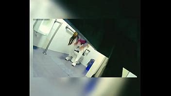 Espía en el baño XVIDEOS