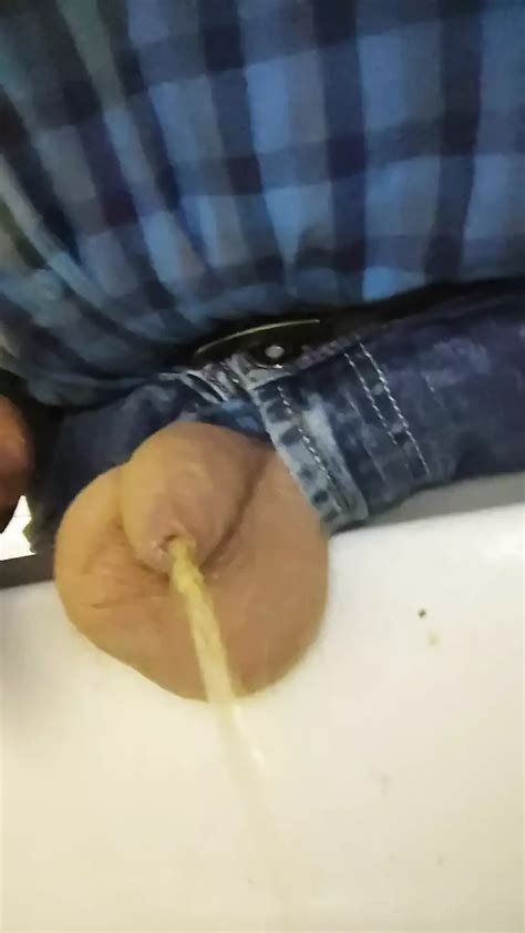 Pisscompi Play Enhanced Gay Amateur Amateur Porn Feat Karlchengeil XHamster