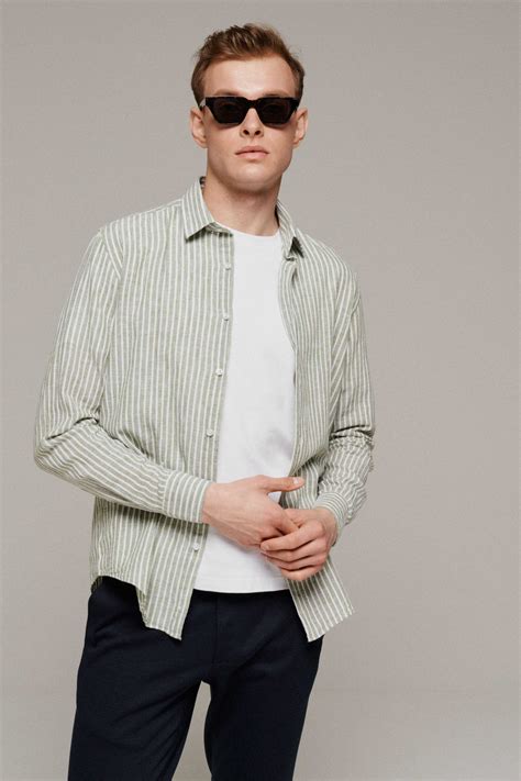 Рубашка мужская зеленая в крупную белую полоску, классика воротник ...