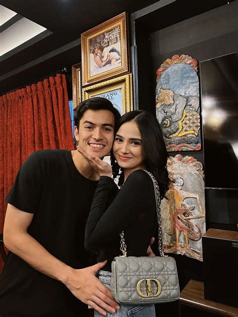 Rizky Nazar Buktikan Masih Pacaran Dengan Syifa Hadju Ajak Kekasih Ke