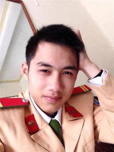 Hình ảnh hot boy công an đẹp ấn tượng nhất hiện nay làm nàng rung động Thư viện Ảnh đẹp hot