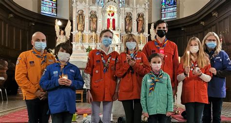 Herbitzheim Les scouts apportent la lumière de Bethléem à léglise