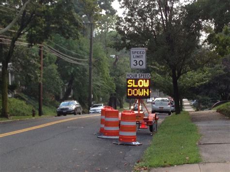 Staten Island drivers, watch it: DOT reconsiders, and moves speed sign