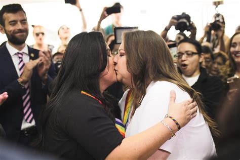 Activists Who Fought For Same Sex Marriage In Ecuador Finally Get Married Pinknews
