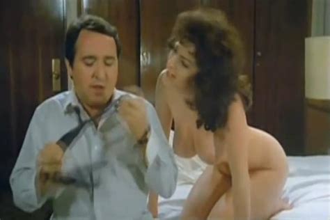 Naked Nadine Rochet In Caray Con El Divorcio