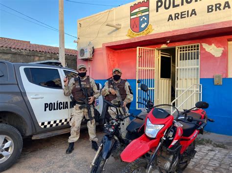 4DZ Patrulha GTO DE AREIA BRANCA RECUPERA 02 MOTOS ROUBADAS E APREENDE