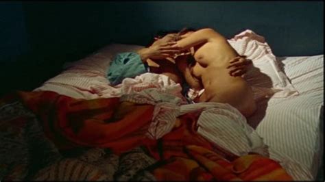 Naked Anne Libert In Bananes M Caniques