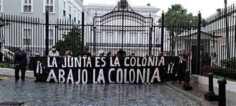 Miembros De La Jornada Se Acabaron Las Promesas Se Manifestaron En Las