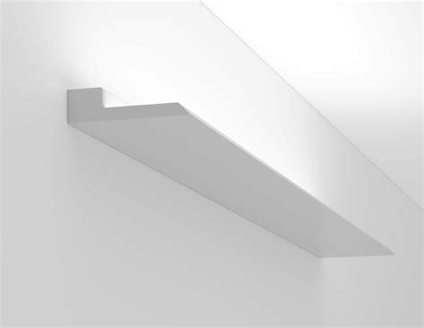 pose knife edge int design