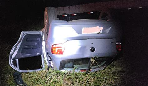 Duas Pessoas Morrem E Outra Fica Gravemente Ferida Em Acidente Na Sp