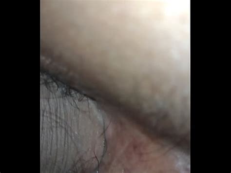 Agarrándola de espaldas XVIDEOS