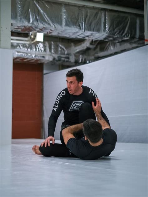 Unveiling Adaptability: Exploring How No-Gi BJJ Transforms Grappling ...