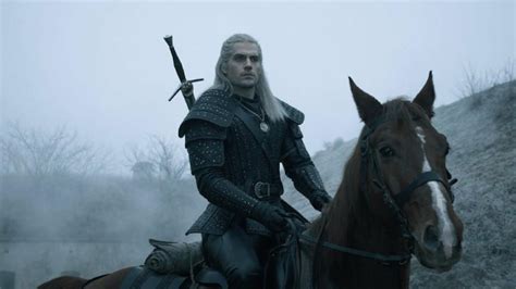 The Witcher Henry Cavill Se Va De Caza En El Tráiler De La Serie De Netflix