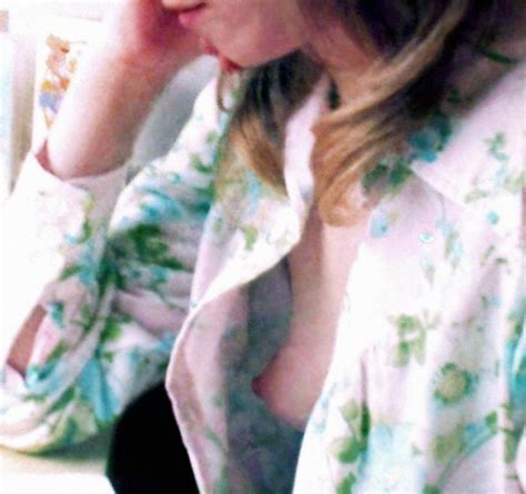 Vintage MILF Downblouse Porn Pic