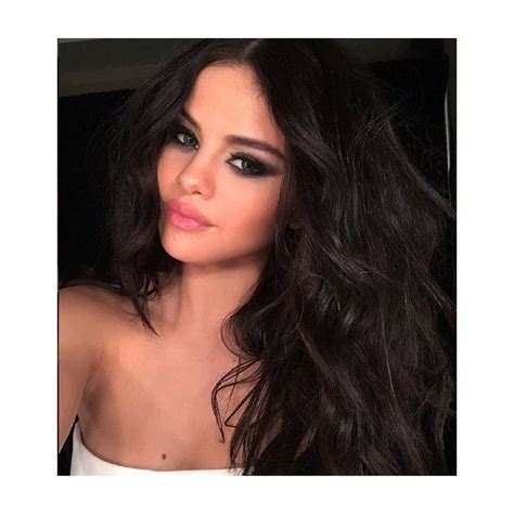 Selena Gomez Deixam F S Pirando Na Web Ap S Anunciar Que Novo Lbum J