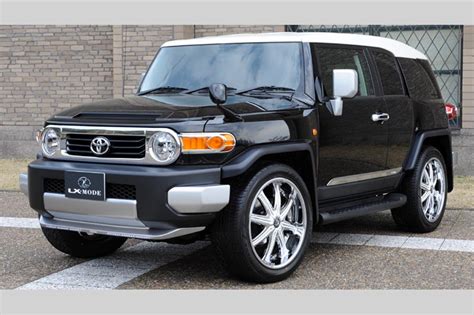Тюнинг Toyota FJ Cruiser, обвесы на Toyota FJ Cruiser