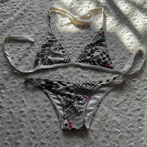 Vintage Y2K Volcom Pink Halter Bikini Set Size Depop