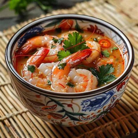 Tom Yum Goong Hot And Sour Shrimp Soup Susie Cooks Thai