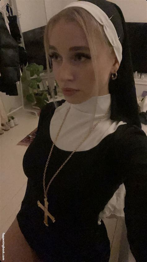 Marta Istomina Nude OnlyFans Leaks Fappening FappeningBook