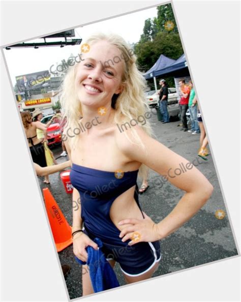 Hot Sexy Tess Harper Bikini Pics