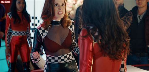 Unreal Nude Pics Page