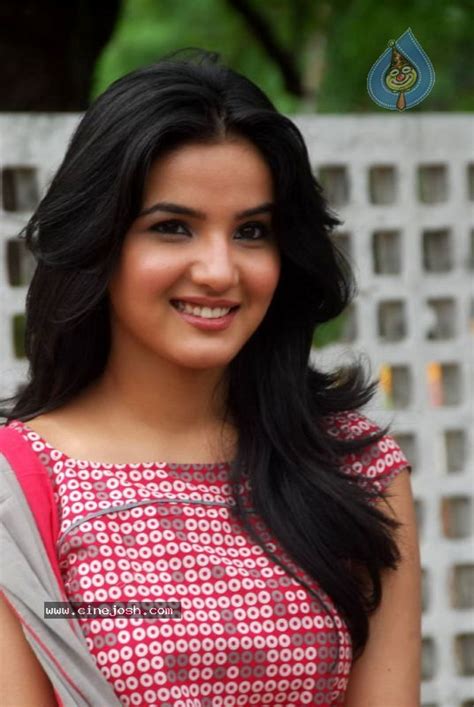 Actress Jasmine Veerana Hot