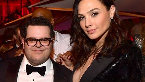 Israel Hamas Conflict Frozen Star Josh Gad Receives Threats After