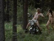 Naked Eleonore Leipert in Lehrmädchen Report