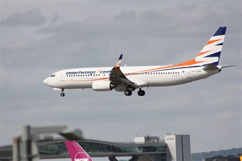 Travel Service Boeing 737-800 at Katowice on Jan 23rd 2017, flaps ...