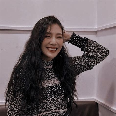 ༒☀︎︎:𝘳𝘦𝘥 𝘷𝘦𝘭𝘷𝘦𝘵|@𝘭𝘪𝘭𝘺 ︎