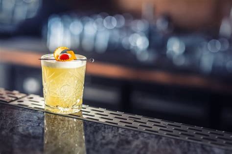 Ouzo – grecka wódka anyżowa • Dobre Drinki