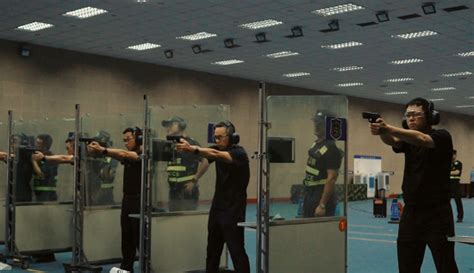 遂宁市公安局河东新区分局开展实弹射击训练_新浪四川_新浪网