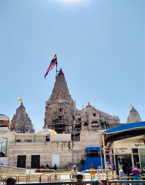 Dwarkadish Temple, Dwarka, Gujarat | Cool instagram pictures, Photo art ...