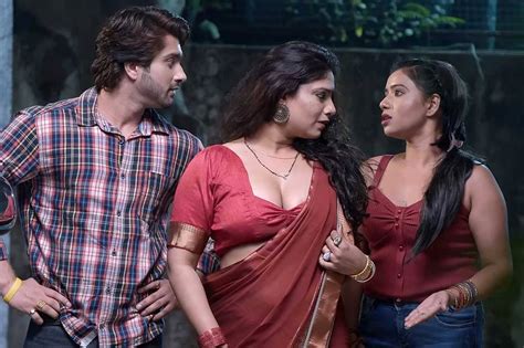 Lesbian Romance Web Series આ વબ સરઝમ દખડવમ આવય છ ખબ જ બલડ લસબયન સન