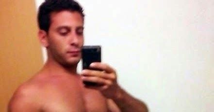 Videos Porno Gay LA VERGOTA DELICIOSA DE ALVARO