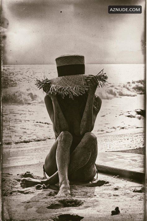 Brooke Burke Presents His Chanel Prints With Naked Brooke Burke Aznude