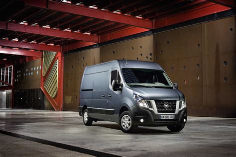 Nissan Nv400 X62