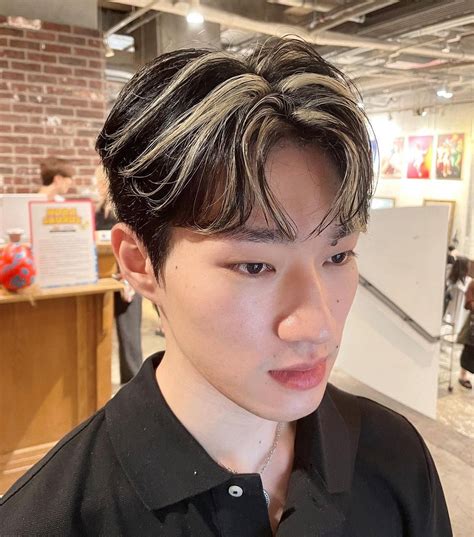 Nâng tầm phong cách cho chàng với những kiểu tóc hot trend mùa thu