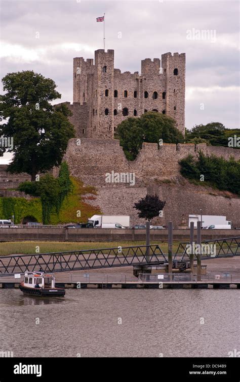 Rochester Castle In The Medway Town City Of Rochester Kent England Uk