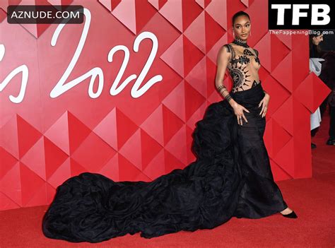 Jourdan Dunn Shows Off Her Sexy Tits At The Fashion Awards In London Fashion Talents Via