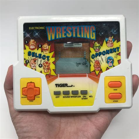 Vintage 1988 1980s Tiger Electronics Wresting LCD Handheld Game - WORKS
