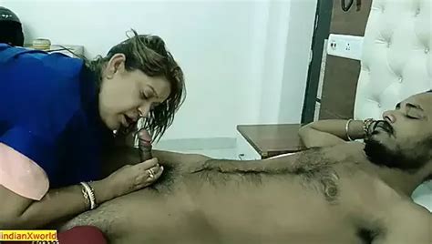 Desi Braless Bhabhi Getting Horny Xhamster