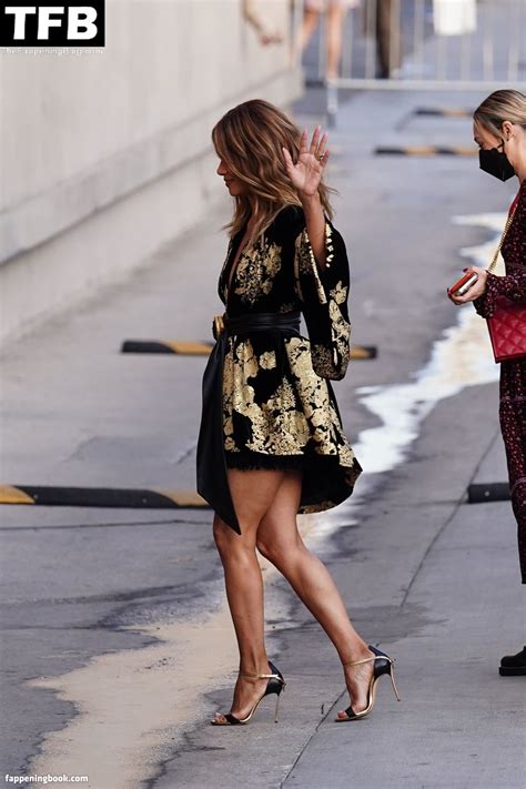 Halle Berry Nude OnlyFans Leaks Fappening Page FappeningBook