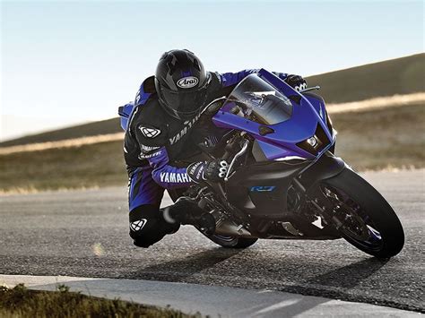 Yamaha YZF-R9 Likely To Be Introduced; To Replace R6 - Dartjets